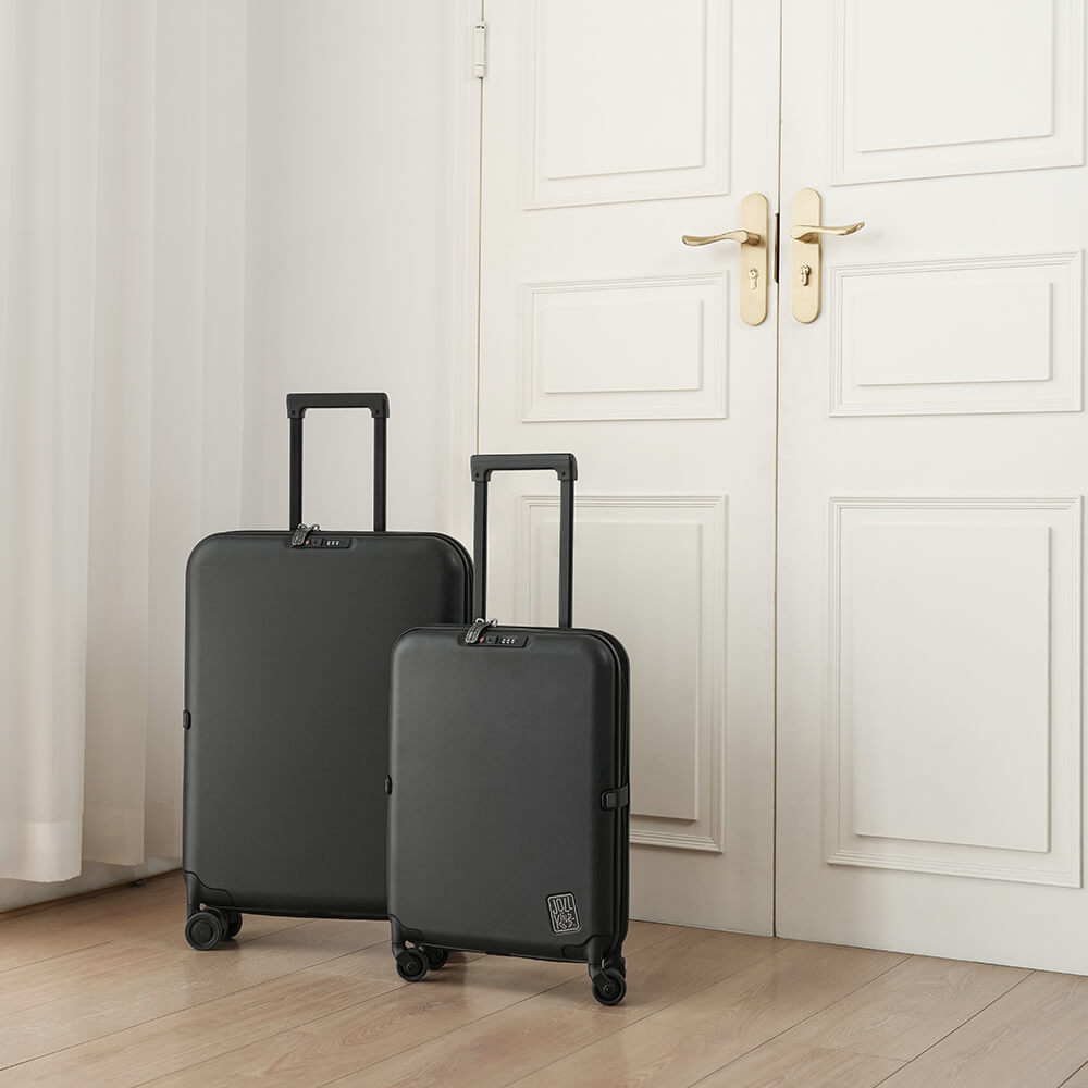 PEBBLE 20インチLite 折り畳み式スーツケース（35L）